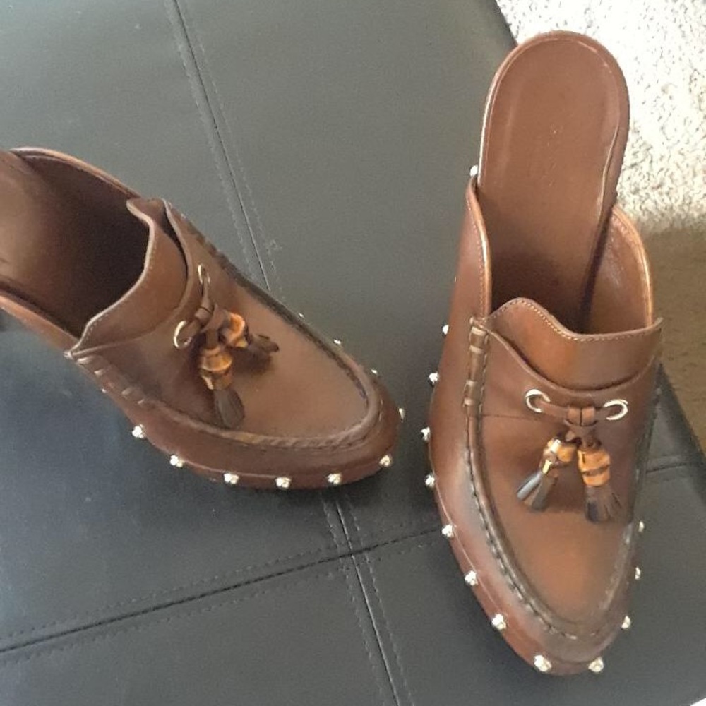 Gucci clogs size 9 1/2 worn once 650.00. Obo